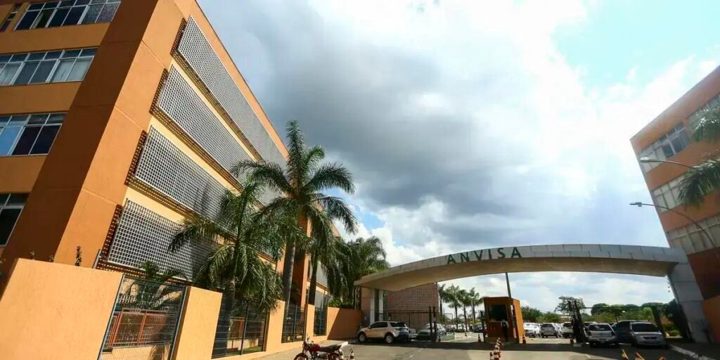 Anvisa Proíbe Comercialização de Suplementos