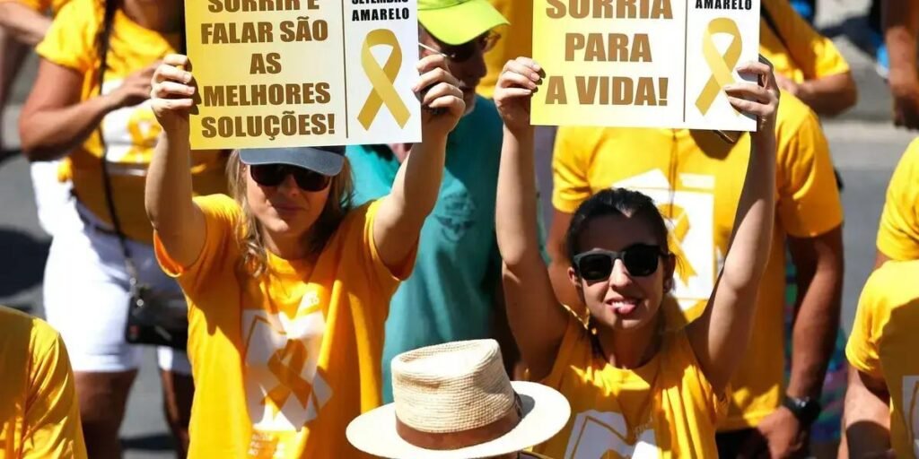 Lei 15.199/2025 institui campanha Setembro Amarelo no Brasil