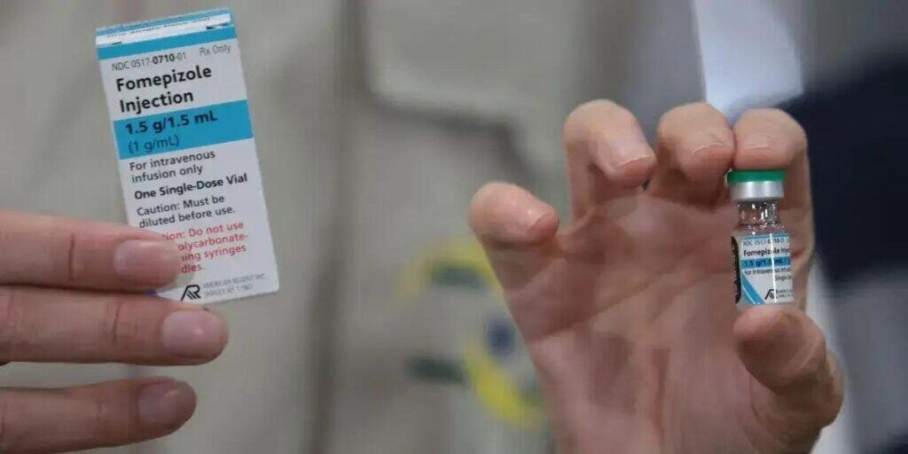 Brasil recebe remessa de antídoto fomepizol para intoxicação por metanol
